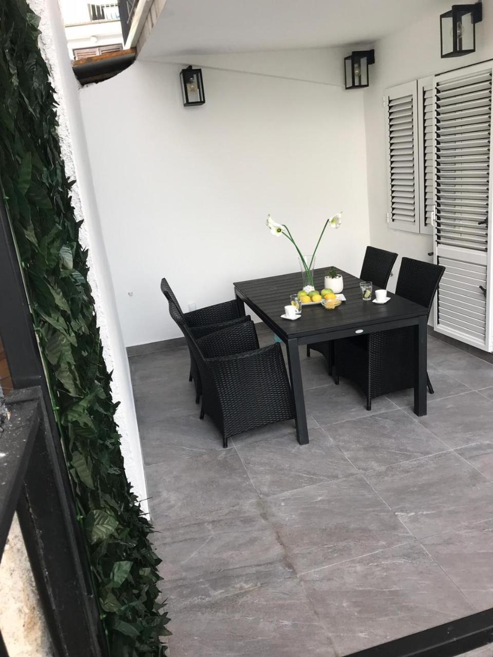 Casa Bianca Leilighet Herceg Novi Eksteriør bilde
